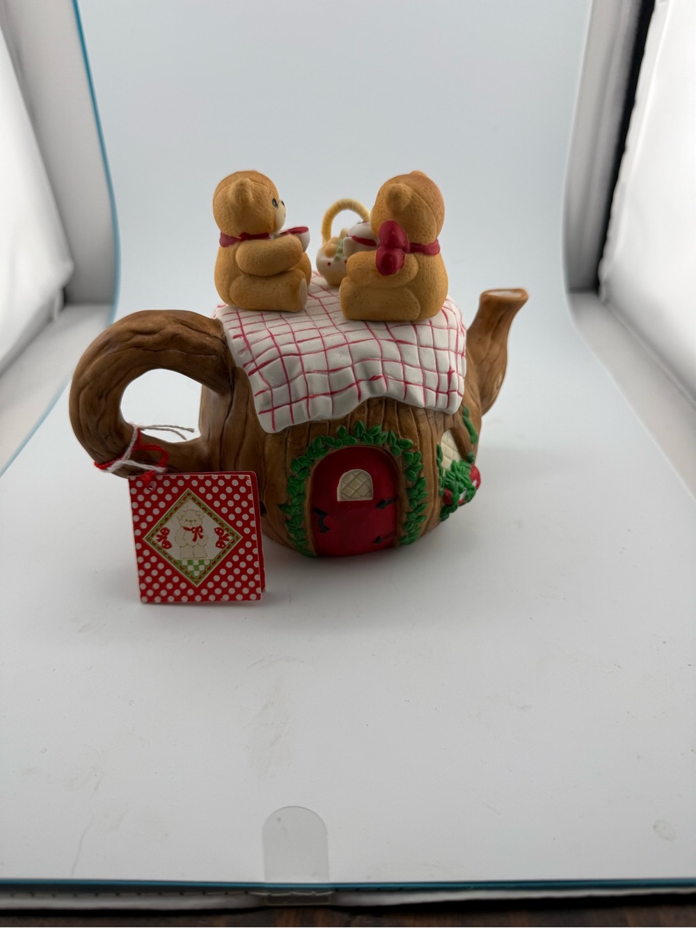 Vintage Lucy & Me Enesco Teddy Bear Picnic Music Box